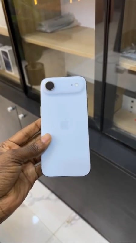 Air 256gb eSIM unlocked 100%BH box