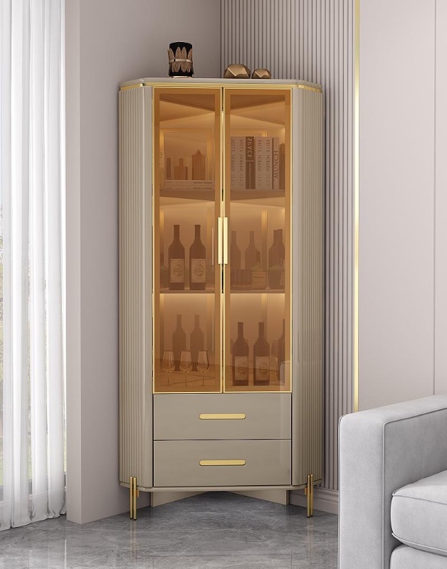 Wine Bar
White color