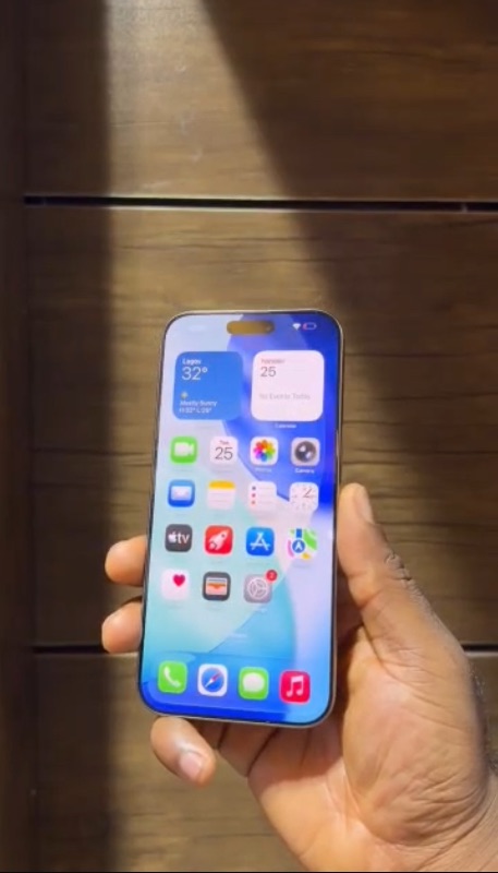 iPhone 16 Pro Max | 512GB | E-SIM -