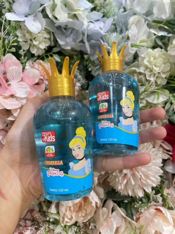 Esk Kids Pengharum Tubuh Anak Varian Princess Cinderella (Jeruk Melon Pear)