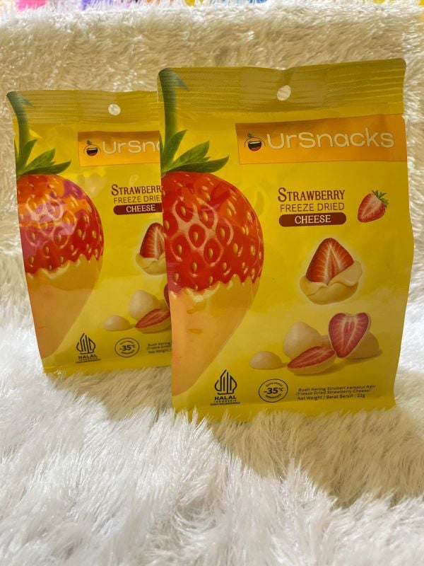 Ursnack Freeze Dried Strawberry Cheese (22gr)