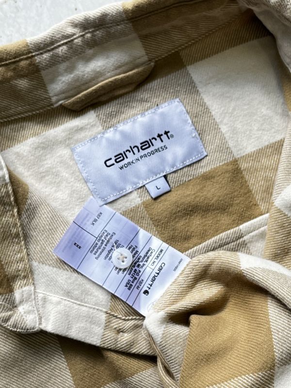 Kemeja Carhartt