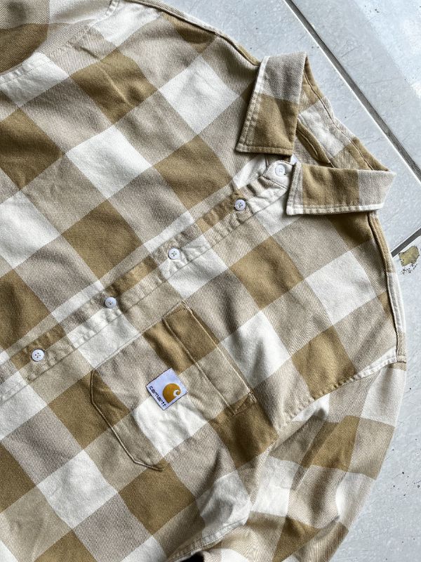 Kemeja Carhartt