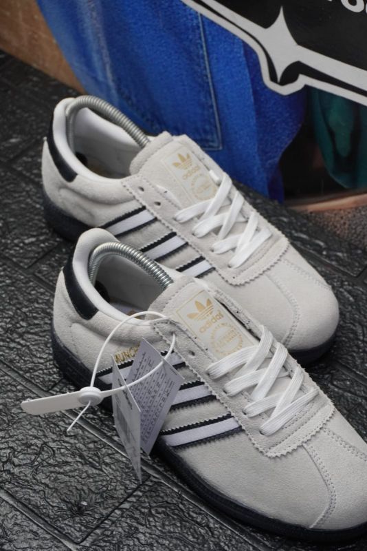 Adidas Munchen Grey Sesame