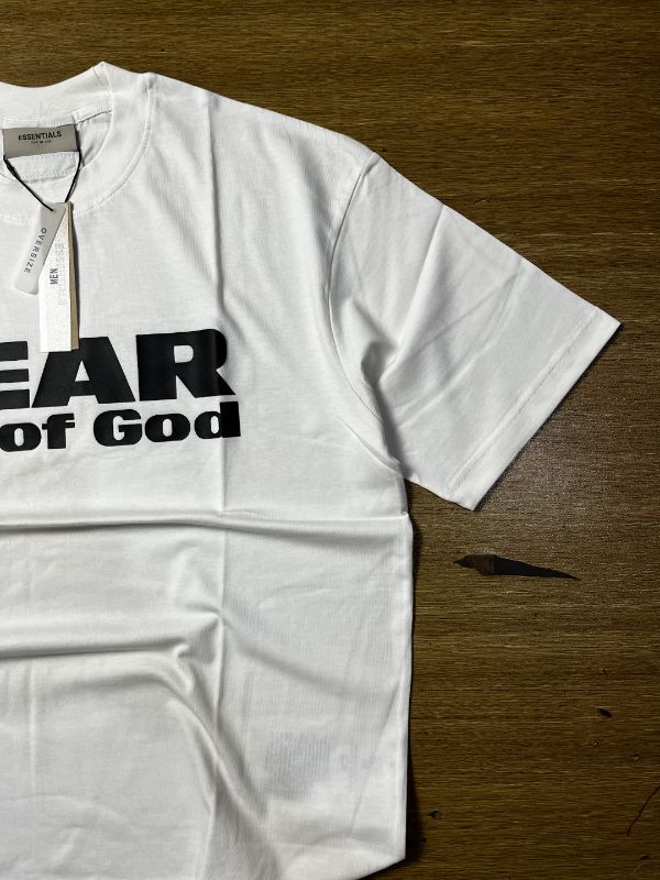 Kaos ESSENTIALS By Fear Of God
B-ES-1