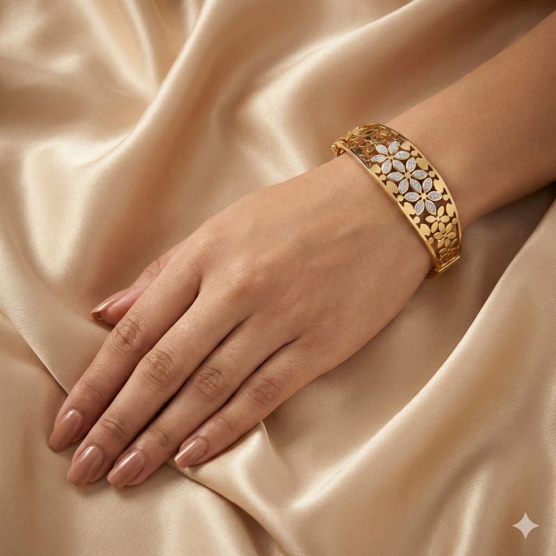 Anti Tarnish Jewellery, 18K Gold Plated Stainless Steel Openable Crystal Bracelet for Women Stylish-B001