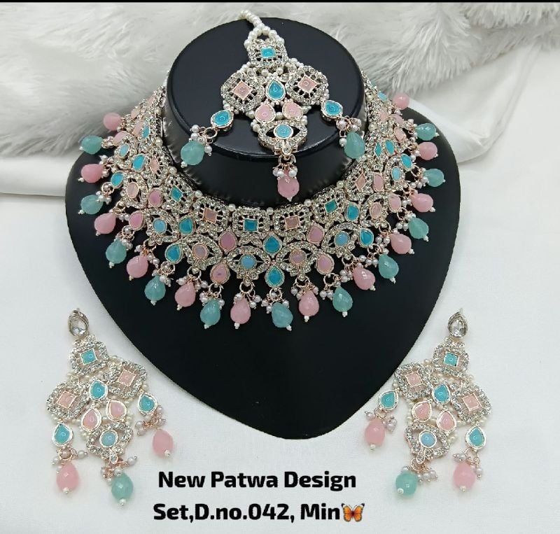 Latest Stylish Fancy Choker Necklace Set-SB018
