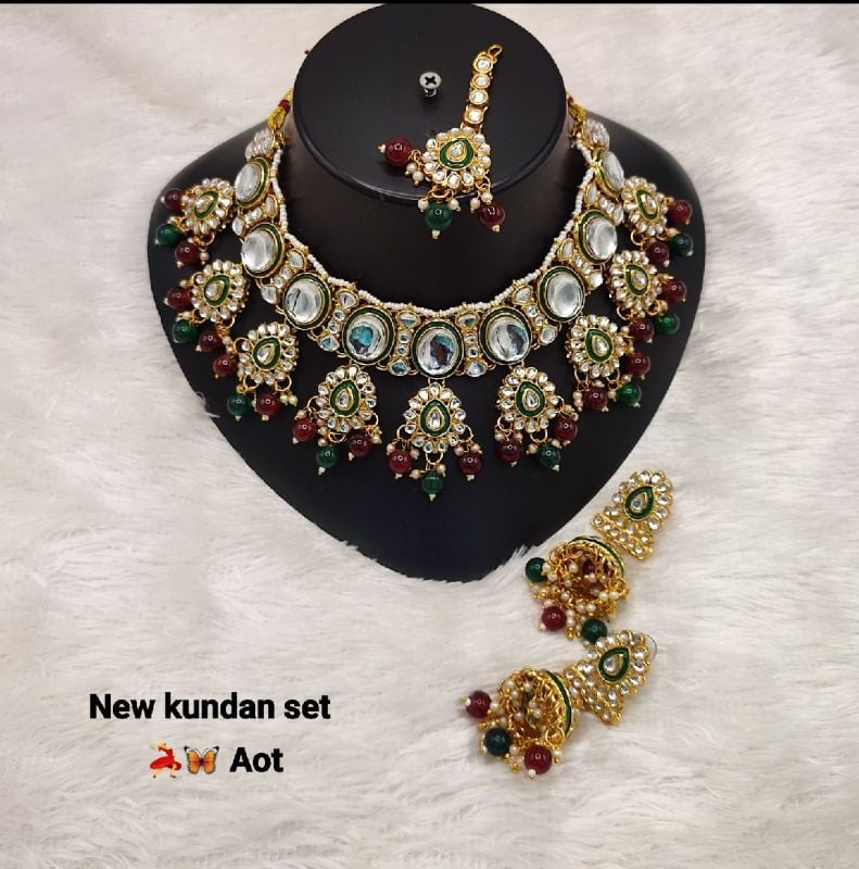 Latest Stylish Fancy Choker Necklace Set-SB010