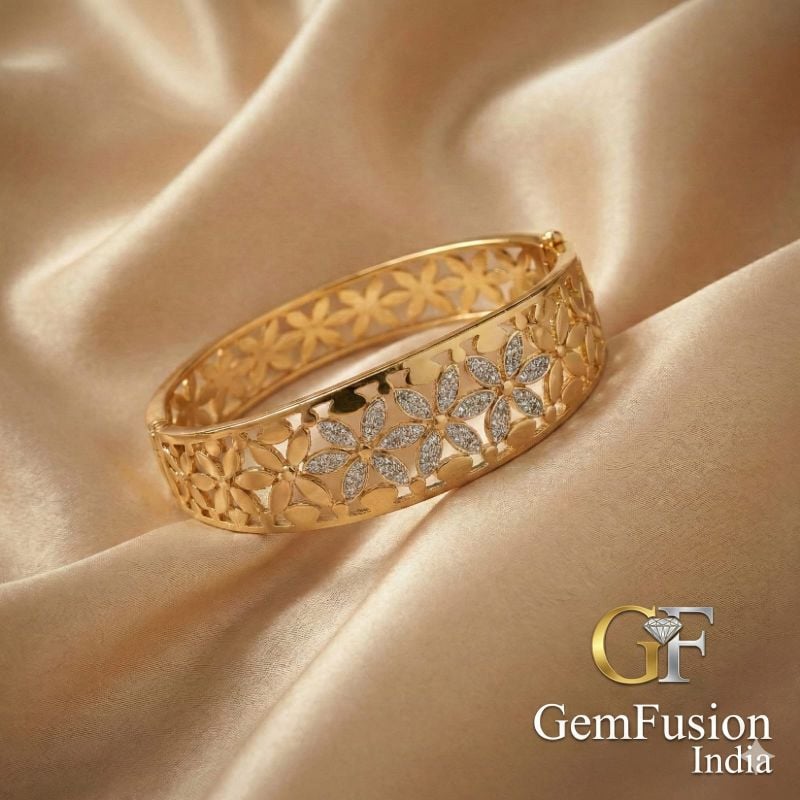 Anti Tarnish Jewellery, 18K Gold Plated Stainless Steel Openable Crystal Bracelet for Women Stylish-B001