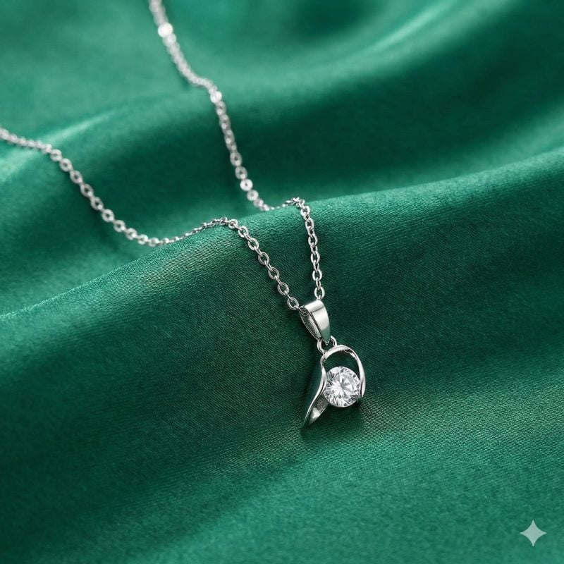 Fashion Women Jewellery Luxury Stainless Steel Pendant for Women & Girls - P0039