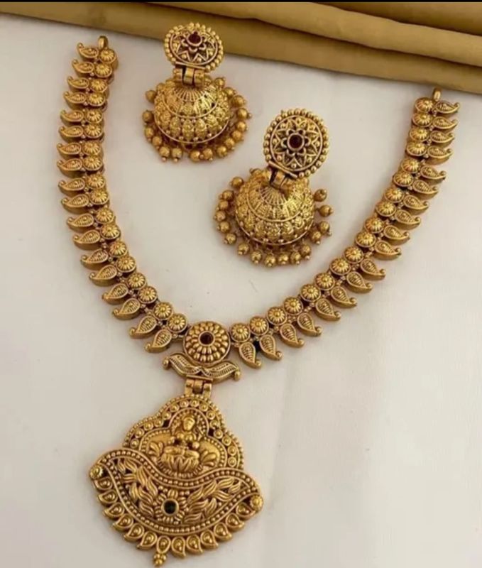 Fashion Latest Long Design Necklace Set-GP039