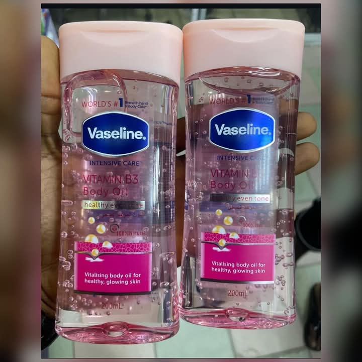 Huile Corporelle VITAMIN B3 BODY OIL - VASELINE