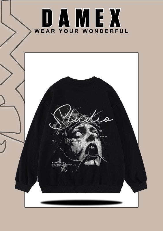 Sweater HItam Italic