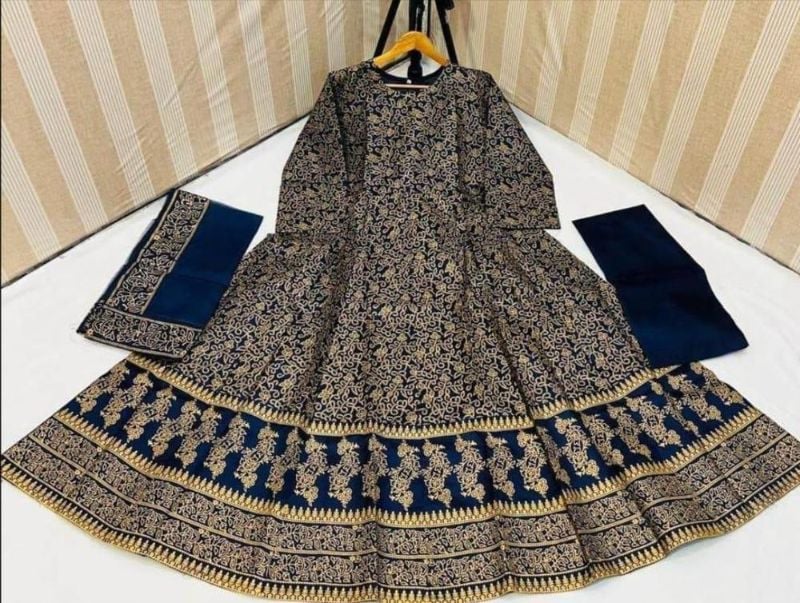 Woman's stitched printed suit
