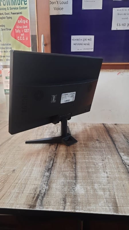 DELL BRANDED COMPUTER SET