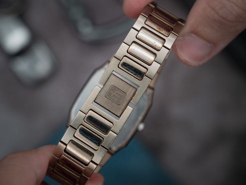 VINTAGE CITIZEN EXCEED “NAUTILUS” TUNGSTEN WATCH