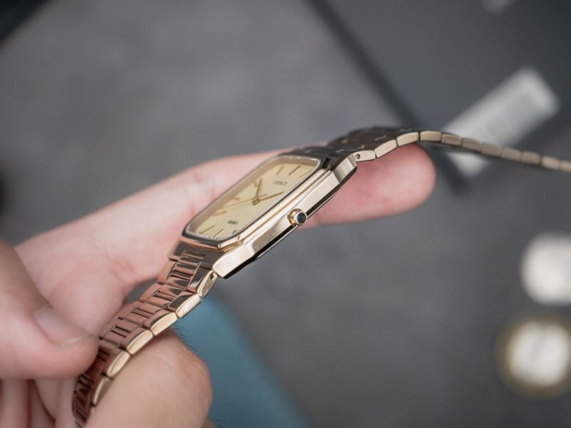 VINTAGE SEIKO DOLCE STARDUST DIAL TANK WATCH