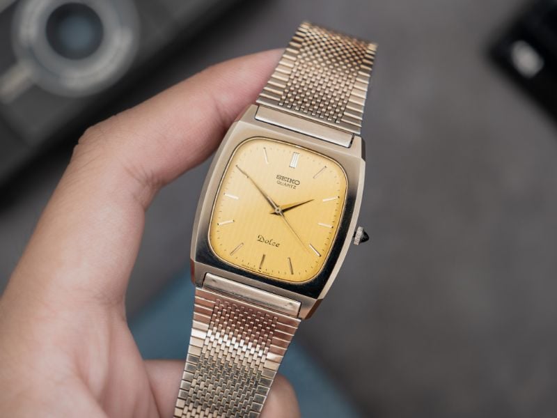 VINTAGE SEIKO DOLCE LINEN DIAL WATCH