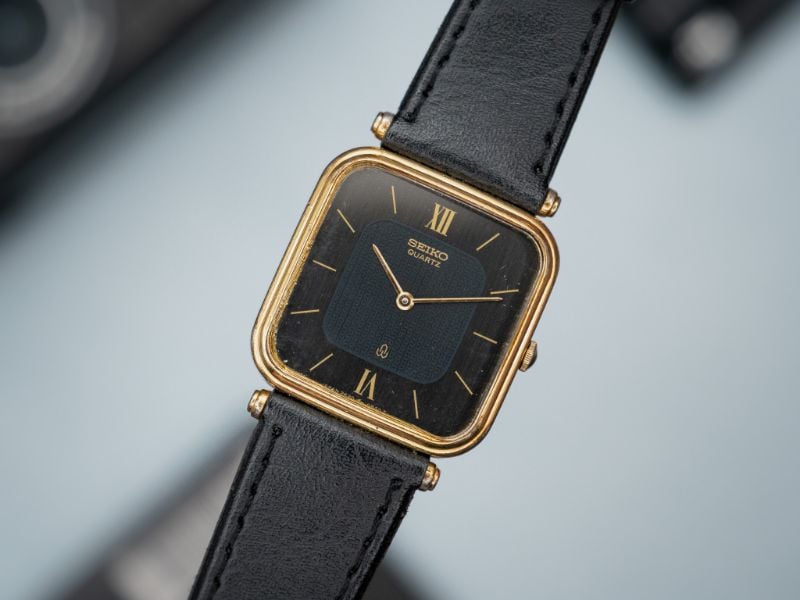 VINTAGE SEIKO CHARIOT GOLD-PLATED TANK WATCH