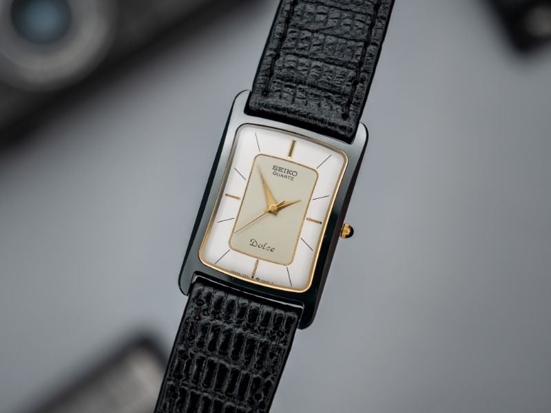 VINTAGE SEIKO DOLCE BLACK CERAMIC WATCH