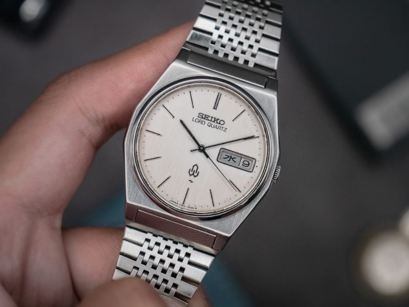 VINTAGE SEIKO LORD QUARTZ WATCH