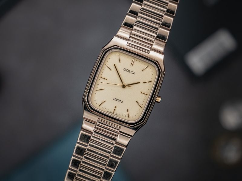 VINTAGE SEIKO DOLCE STARDUST DIAL TANK WATCH