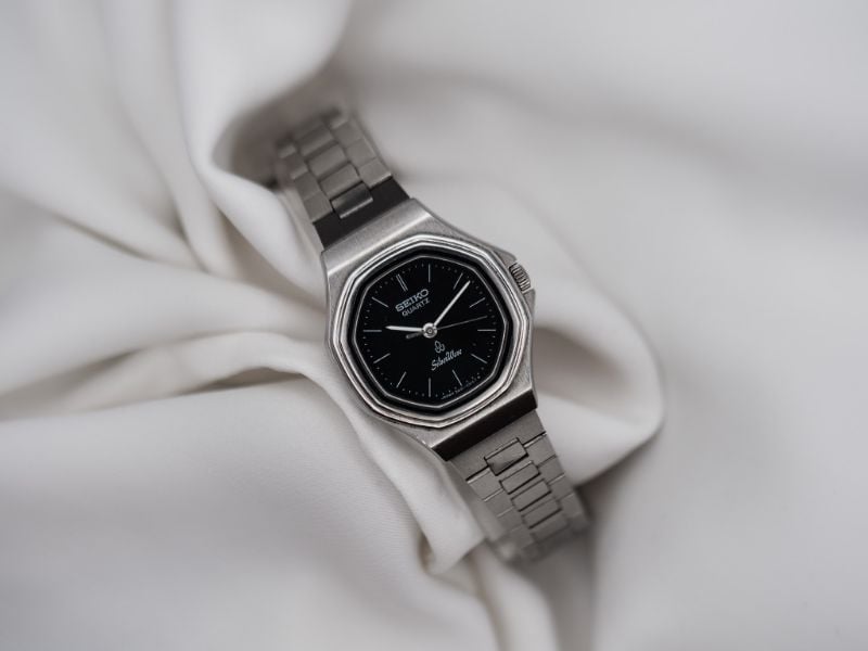 [LADIES] SEIKO SILVERWAVE OCTAGON WATCH