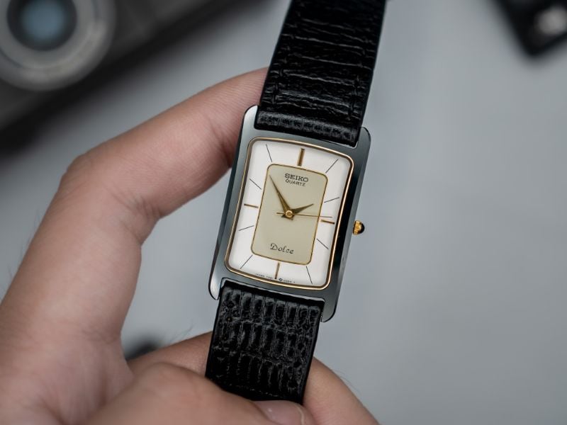 VINTAGE SEIKO DOLCE BLACK CERAMIC WATCH