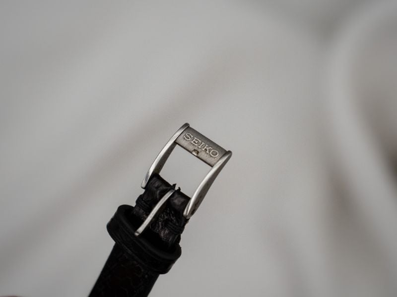 [LADIES] VINTAGE SEIKO EXCELINE FROSTED ELLIPSE WATCH