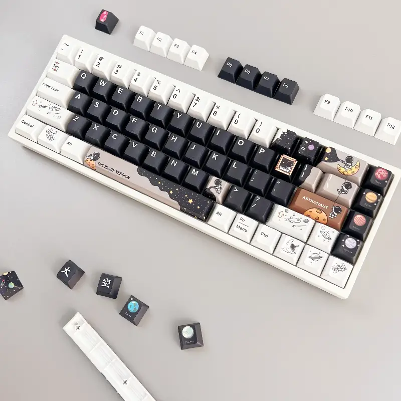 143Keys Astronaut V2 Keycaps - Cherry