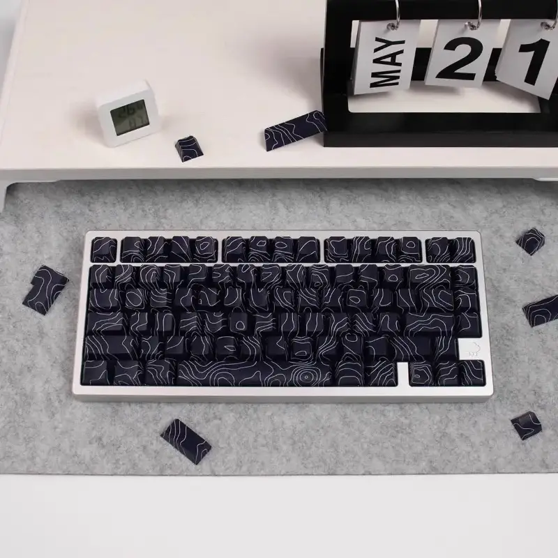 131Keys Topographic Keycaps Cherry - Black