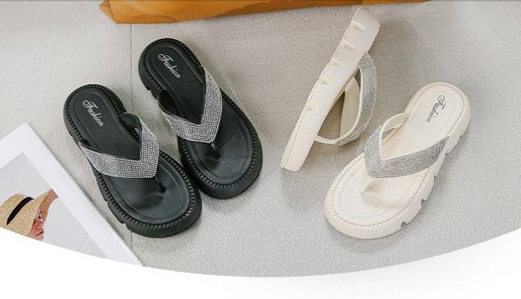 Sandal Jepit Wanita
