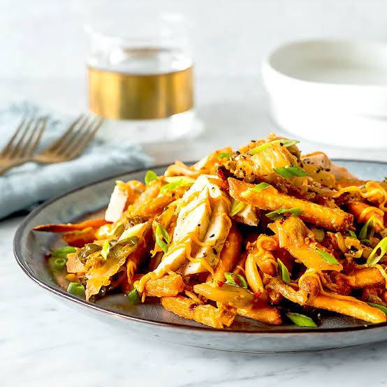 Chicken kimchi fries