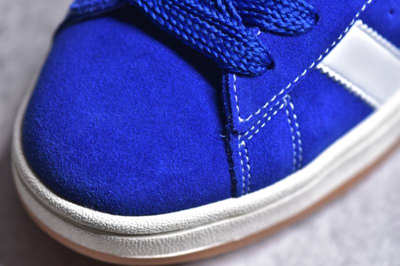 Adidas Campus 00s
Lucid Blue Cloud White