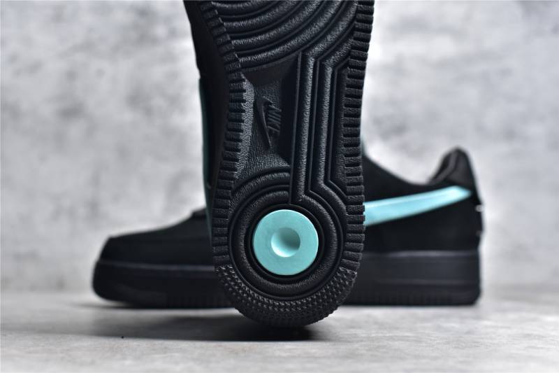 Nike Air Force 1 Low
Tiffany & Co.