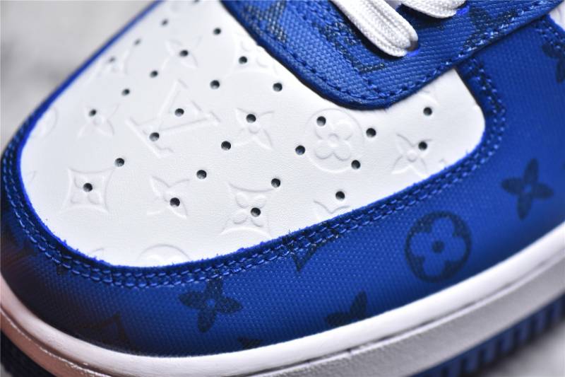 Louis Vuitton Nike Air Force 1 Low
By Virgil Abloh White Royal