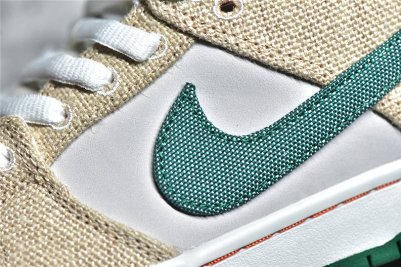 Nike SB Dunk Low
Jarritos