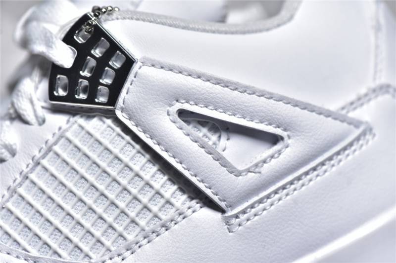 Jordan 4 Retro
Pure Money