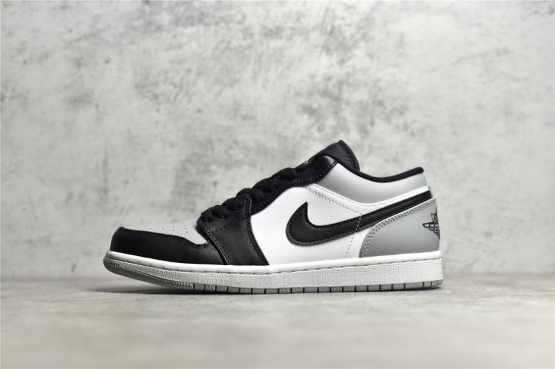Jordan 1 Low
Shadow Toe