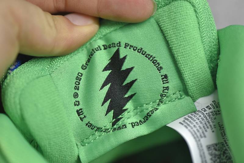 Nike SB Dunk Low
Grateful Dead Bears Green