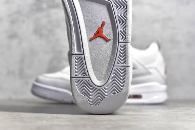 Jordan 4 Retro Metallic Orange