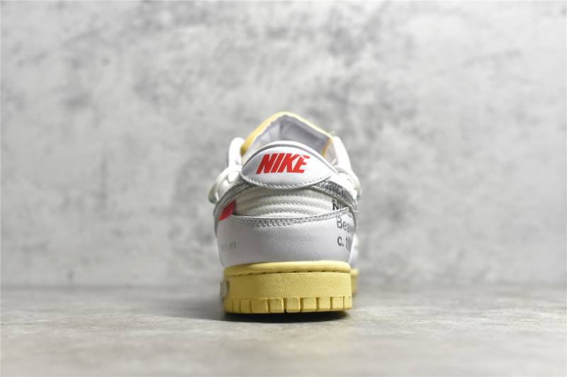 Nike Dunk Low
Off-White Lot 1