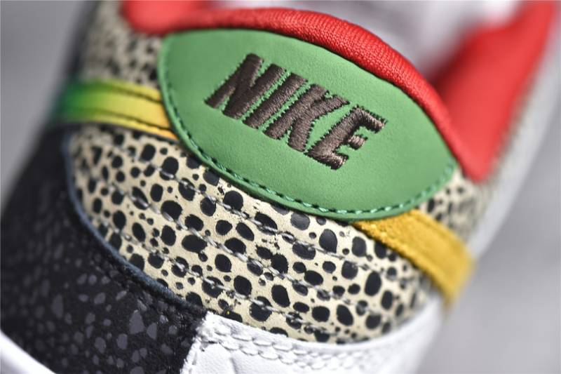 Nike SB Dunk Low
What The Paul