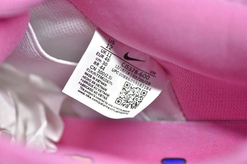 Nike SB Dunk Low
Grateful Dead Bears Pink