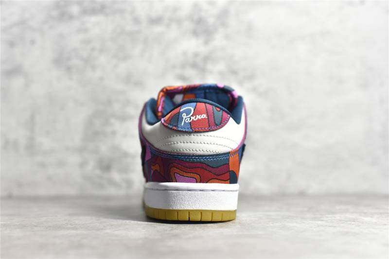 Nike SB Dunk Low Pro
Parra Abstract Art