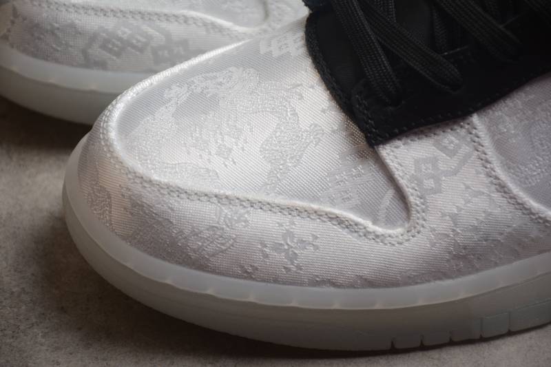 Nike Dunk Low
CLOT Fragment White