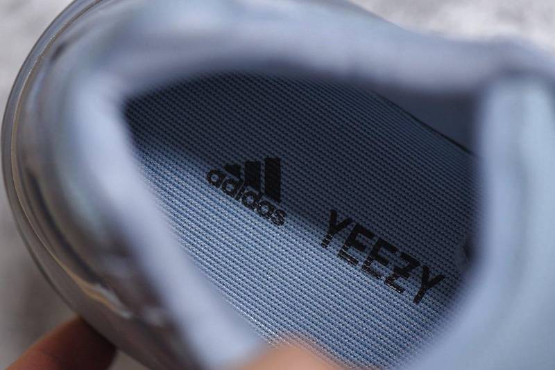 Adidas Yeezy Boost 700 V2
Hospital Blue