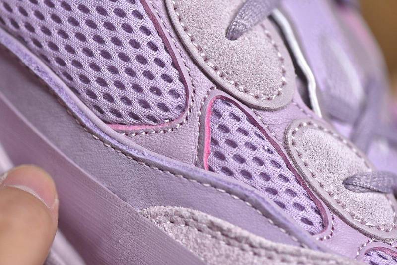 Adidas Yeezy 500
Soft Vision