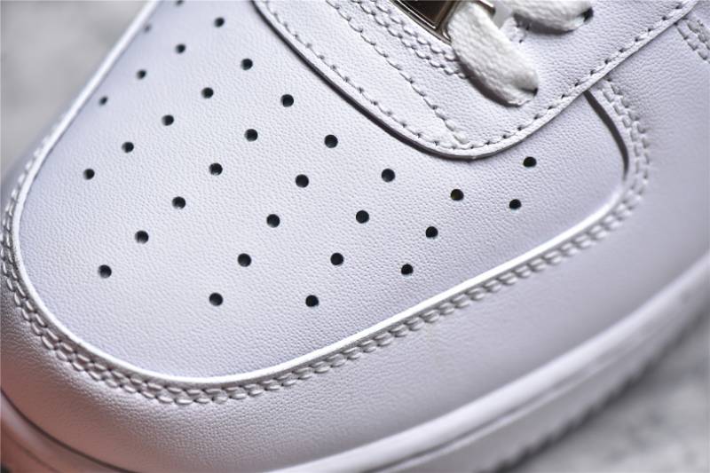 Nike Air Force 1 Low '07
White