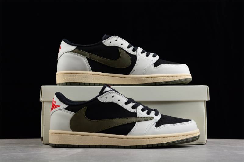 Jordan 1 Retro Low OG SP
Travis Scott Olive